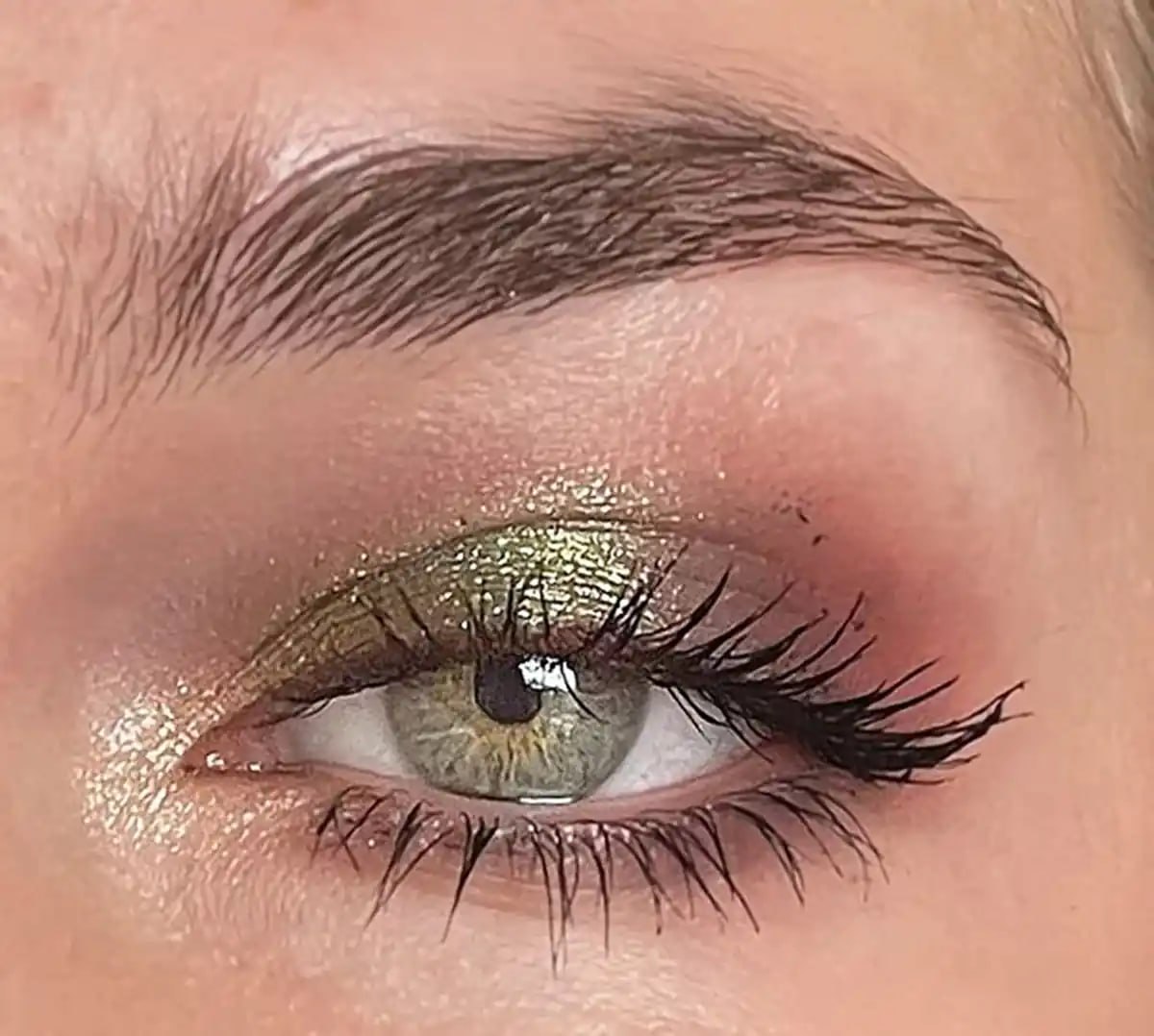 میکاپ با سایه سبز