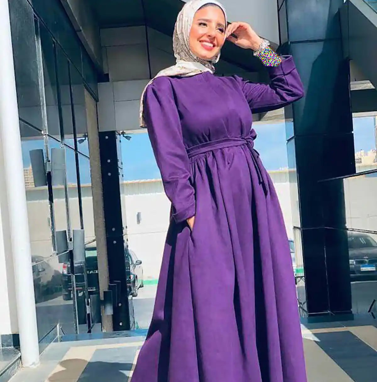 ند
لباس مجلسی مخمل مشکی بلند

